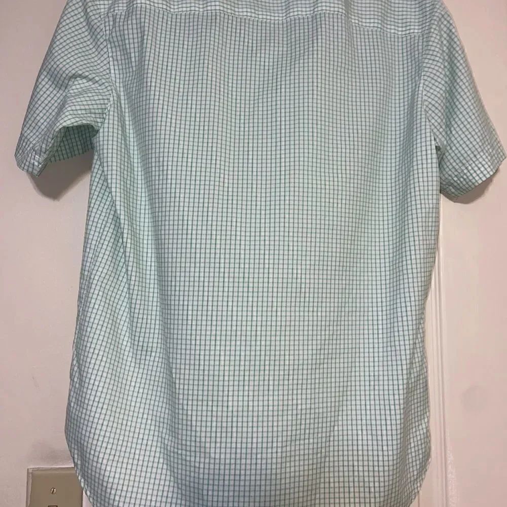 Columbia button up shirt - Picture 4 of 4